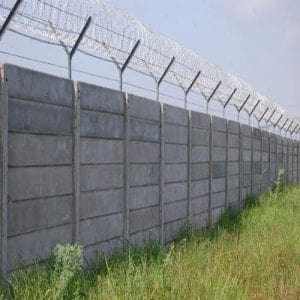Precast Wall With GI Barbed Wire Fencing in Lucknow